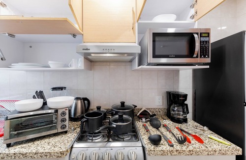 Anahuac Condo | Capitalia - Great for Home Office