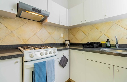 Los Morales Apartment | Capitalia | Modern 1BR Escape