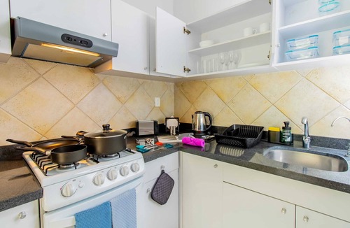 Los Morales Apartment | Capitalia | Modern 1BR Escape