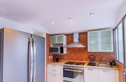 El Yaqui Condo | Capitalia - Spacious-Clean-Modern