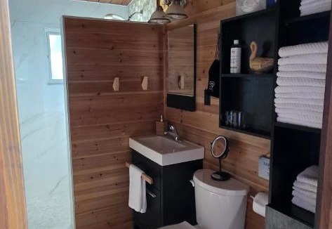 Mallorytown House | Captain JaC's Hideaway