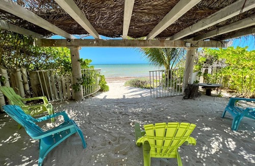 Telchac Puerto Villa | ¨caracola¨ Hermosa Villa EN LA Playa CON Piscina Ideal Para Familias