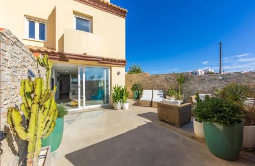 Tarifa Ski Chalet | Caracolas Luxury House