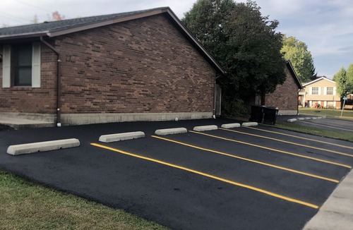 Wilmington Apartment | Carey Villa I.5 minutes to WEC and Wilmington College.10 min to Roberts Center