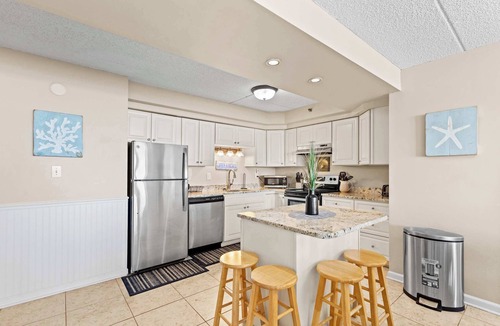 North Ocean City Condo | Carousel 2202 | Pools Ice Rink Arcade Gym |
