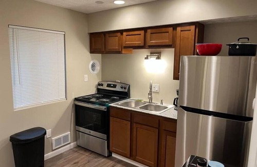 Norwood Apartment | Carter #6, Two Bedroom Apartment near Xavier