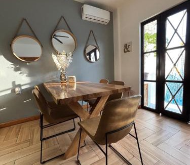 Puerto Madero Villa | Casa AbrahamMya Playa Linda 3 bed home with pool.