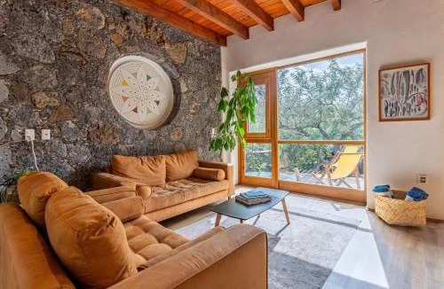 Tepoztlan Villa | Casa Aluna - Oasis in Mountain - Premium 3 bedroom Villa in Tepoztlán with WiFi