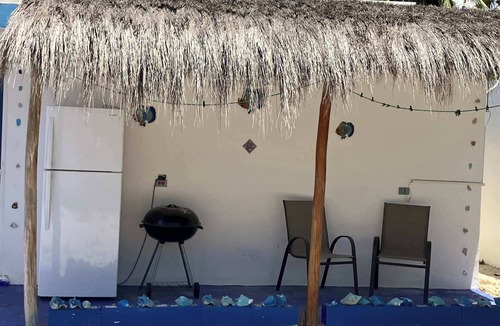 Chelem House | Casa Azul Summary: Su
