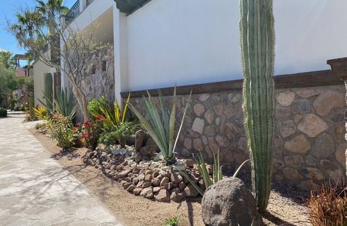 Nopolo House | Casa Blanco Vista - brand new luxury home, steps from the sand & Sea of Cortez