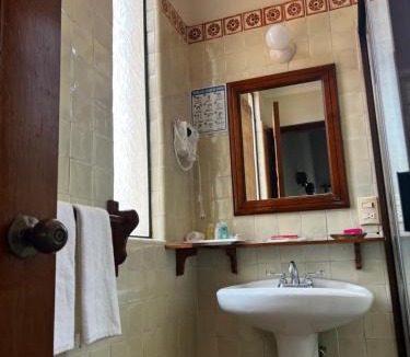 Tepoztlan Hotel | Casa Bugambilia, Un Pequeño Hotel en Tepoztlán