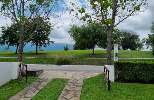 El Cercado House | Casa Campo Luna en Allende