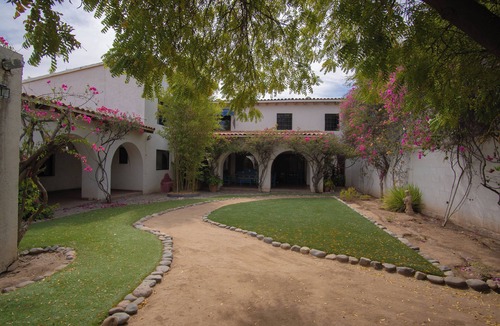 Hermosillo Apartment | Casa Canarios Habitación Canarios, tu Habitación Cerca del Nuevo Consulado