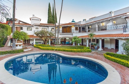 Ajijic Bed & Breakfast | Casa Caroline Bella