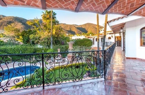 Ajijic Bed & Breakfast | Casa Caroline Bella