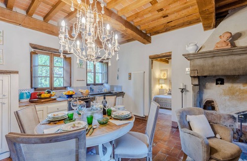 Piano di Coreglia Apartment | Casa Cassettari, a Villa Apartment with Garden