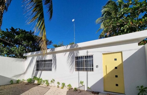Chelem House | Casa Cocales - Cozy family beach house with pool - 2 min from the beach.
