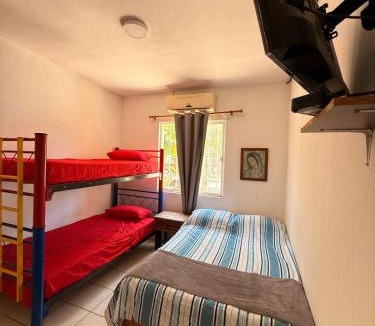 Manzanillo House | Casa con Jacuzzi cerca de la Playa