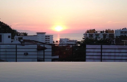 Amapas Apartment | Casa Coral, with excellent location in the romantic zone and principal beaches.