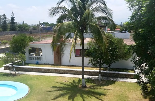 Ayala House | Casa de Campo con Amplio Jardin y Alberca en Cuautla Morelos. Pet Friendly