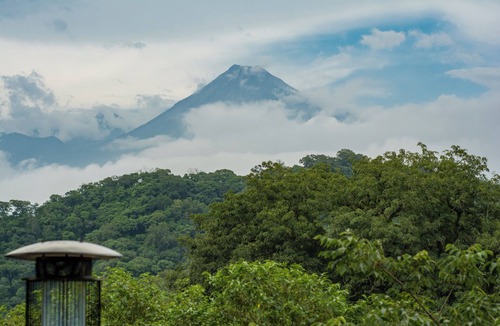 San Antonio Cabin | Casa de Campo con Increíble Vista al Volcán de Colima y un Clima Excepcional.!