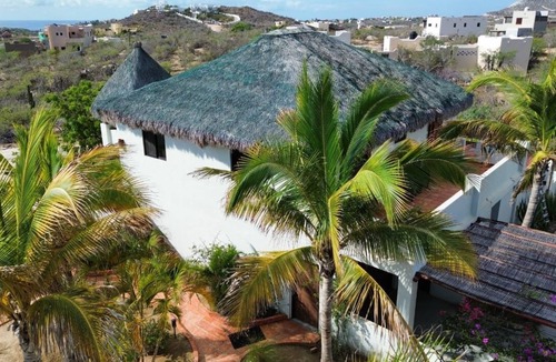 Los Zacatitos House | Casa de las Mareas, a short walk to the beach, sleeps 12 in San Jose del Cabo.