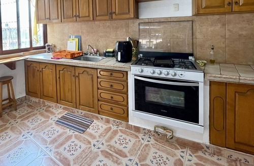 Oaxaca House | Casa De Marte in Historic Oaxaca! -Pet-friendly and rooftop patio-