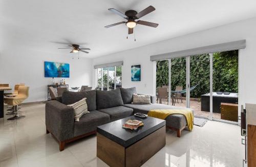 Fluvial Vallarta House | Casa Encanto - 3Bdr, 2.5bath w/Jacuzzi and Parking