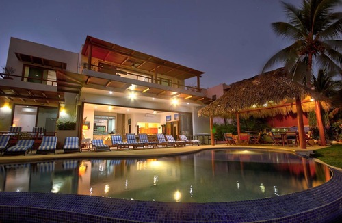 Los Ayala House | Casa las Mariposas Bungalow 2