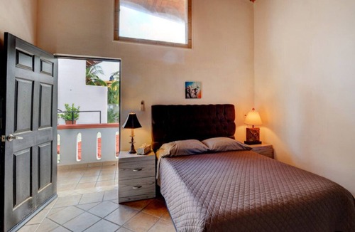 Los Ayala Apartment | Casa las Mariposas Bungalow 10