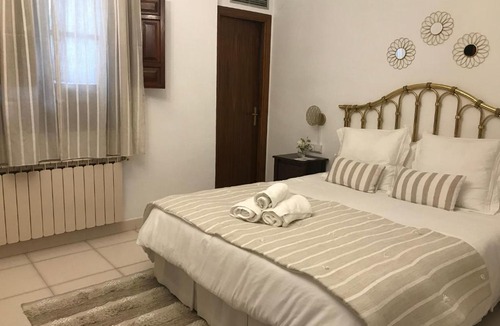 San Basilio House | Casa longa