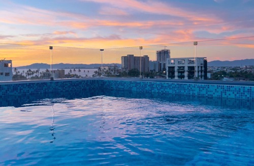 Emiliano Zapata Apartment | Casa Loro Azul PV Unit 6 NEW with Rooftop pool 1BD Studio for rent in 5 de Dicie