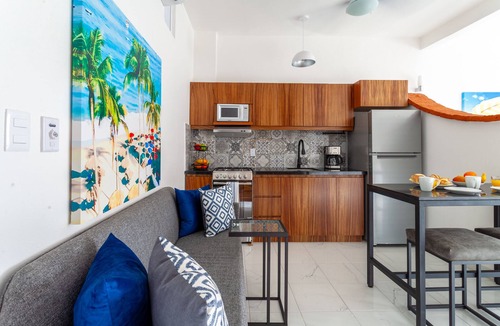 Colonia 5 de Diciembre Apartment | Casa Loro Azul PV Unit 3 NEW with Rooftop pool 1BD Studio for rent in 5 de Dicie