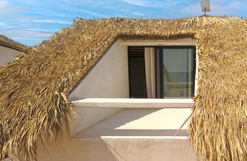 El Azufre House | Casa M - a house by the sea