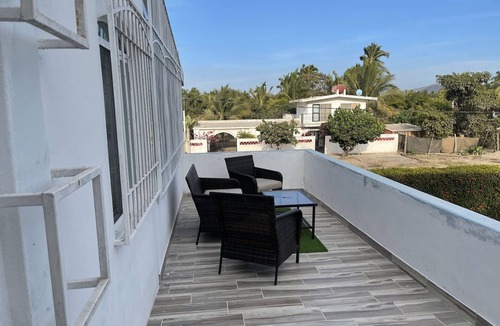 Perula House | Casa Margarita 3BR Private Home with Balcony