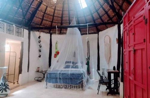 Izamal Hotel | Casa Maya: Pool + Wifi-Starlink + Sustainability Tour