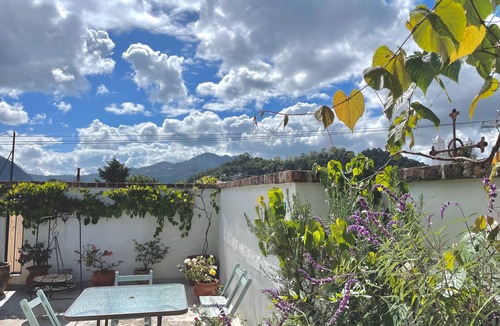 Santa Lucia House | Casa San Cristóbal® - Colonial house w/heating and private bath in each room