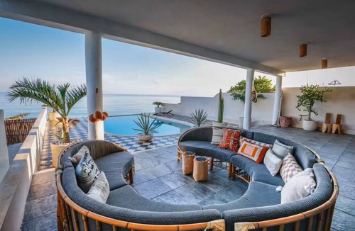 Chuburna Puerto House | Casa Ocea ~ An Oceanfront Art Retreat
