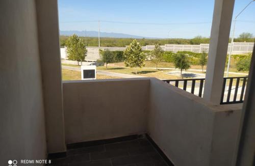 Juarez House | Casa para grupos hasta de 20 personas Frente al parque industrial Zilum Park Crown Iberdrola hunter Douglas