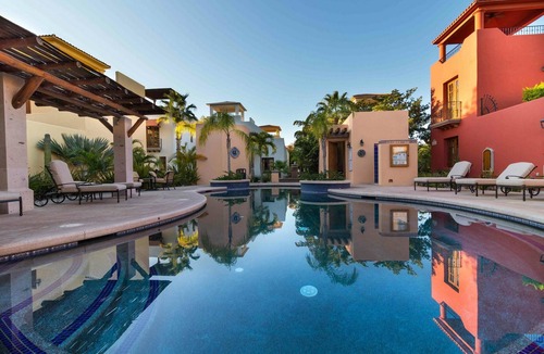 Loreto House | Casa Patricia by Casago