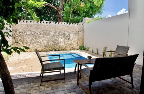 Merida House | Casa Pavo Real Fully air-conditioned 2-bedroom house 350MB/S with cozy pool