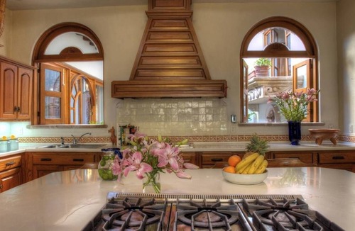 South Shore Hotel Area Villa | Casa Peregrina, Beautiful Large 6-10 Bedroom Villa