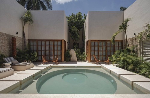 Zona Paseo Montejo House | Casa Piedra - Merida Paseo Montejo