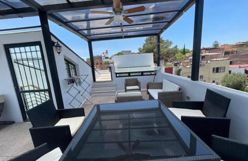 Colonia San Antonio House | Casa Rafaella