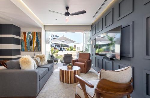 Alta Vista Apartment | Casa Ruby Mae, BEST NYE Fireworks-Heart of Romantic Zone