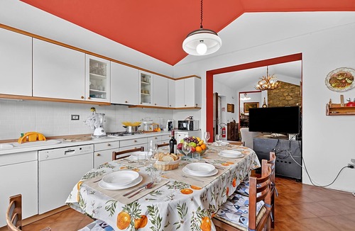 Casone Carpinelli House | Casa Sant'Anna with Pool - in Garfagnana, Minucciano, Italy