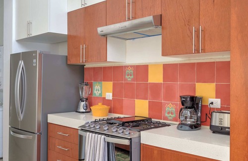 Centro House | Casa Sweet Pea, Bright and Stylish in Centro