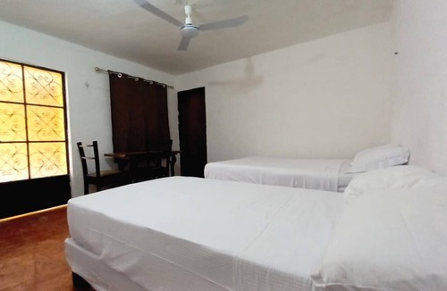 Piste Hostel | Casa zued