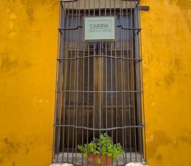 Izamal Villa | Casona Tres Culturas,steps away from the Convent