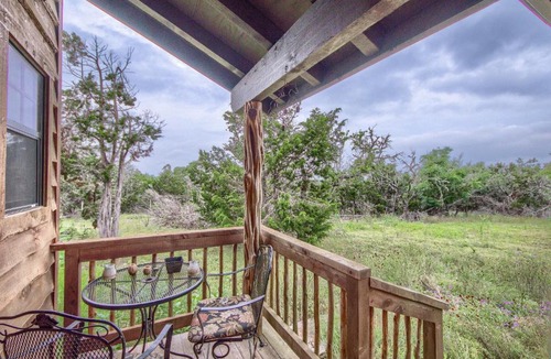 Fredericksburg House | Cedar Bliss Star Cabin
